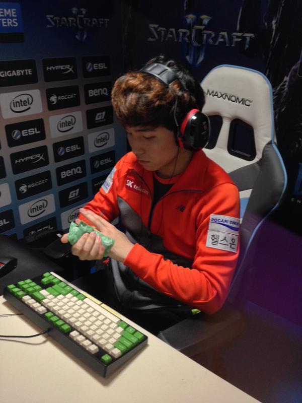 Top Esports 和 Anyone’s Legend 在 LPL Split 2 2025 中取得胜利